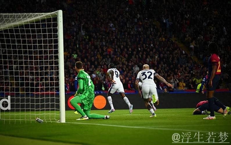 邓弗里斯双射助攻 亚马尔费兰建功 巴萨国米首回合3-3战平 邓弗里斯双射助攻 亚马尔费兰建功 巴萨国米首回合3-3战平